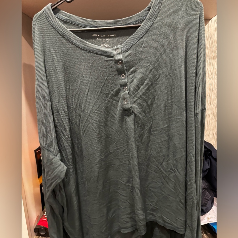 American Eagle Outfitters Green Button Down Shirt Relaxed Polo Collar